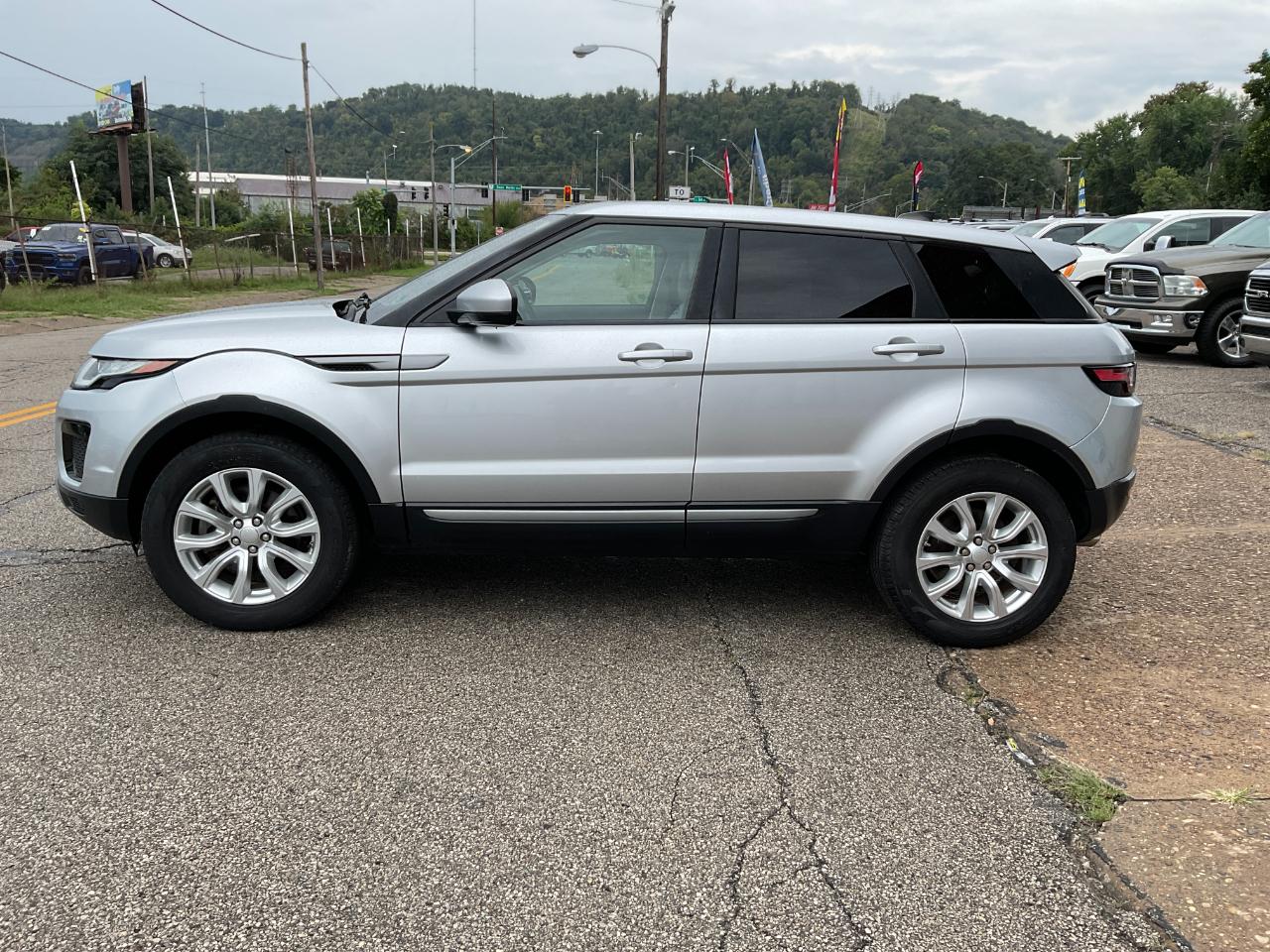 Land Rover Range Rover Evoque SE 2019