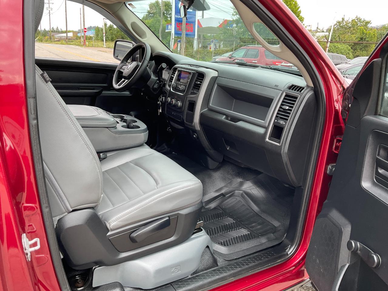 RAM 1500 Tradesman Regular Cab SWB 4WD 2013