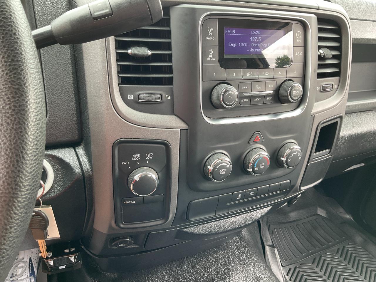 RAM 1500 Tradesman Regular Cab SWB 4WD 2013