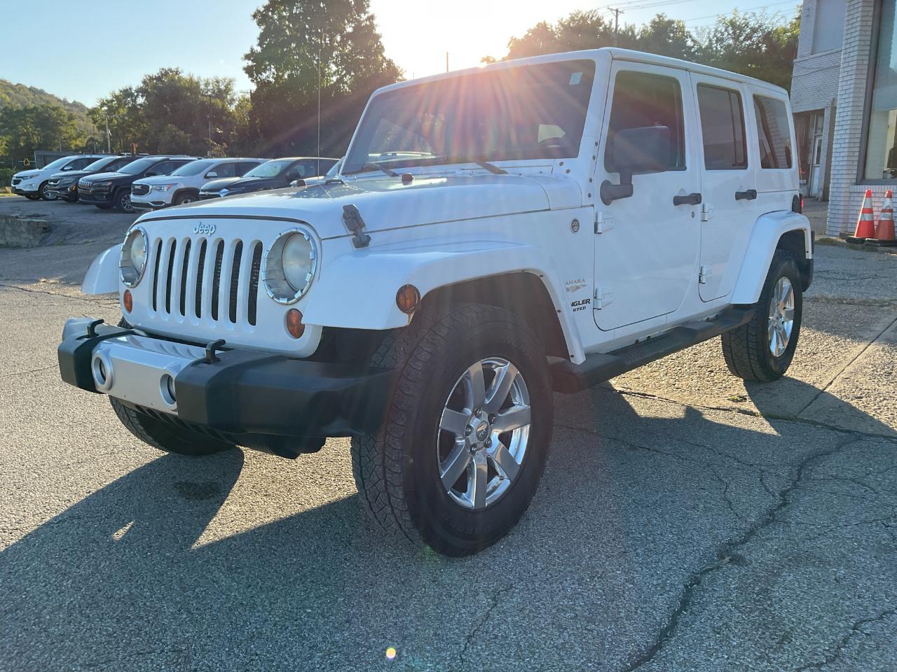 Jeep Wrangler Unlimited Sahara 4WD 2013
