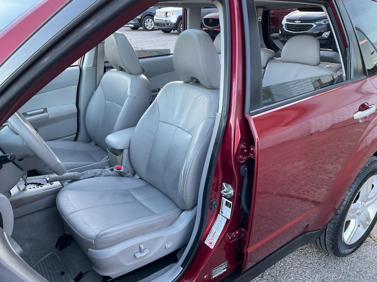 Subaru Forester photo 14