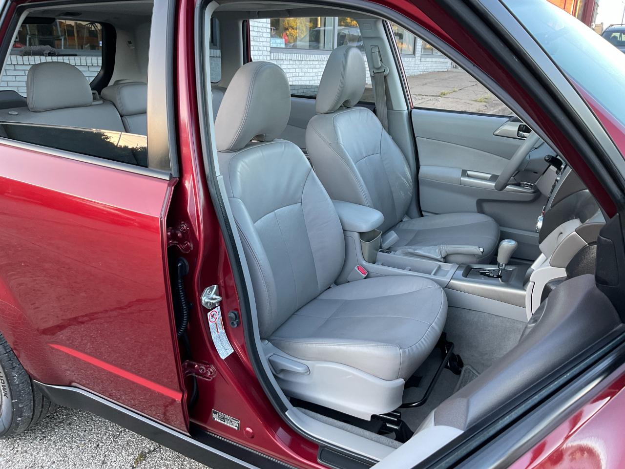 Subaru Forester photo 17