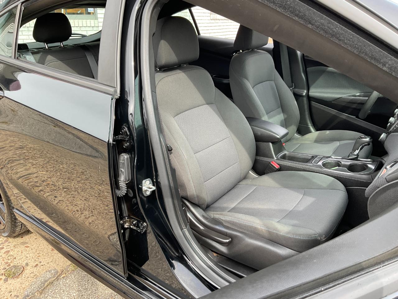 Chevrolet Cruze LT Auto Hatchback 2018