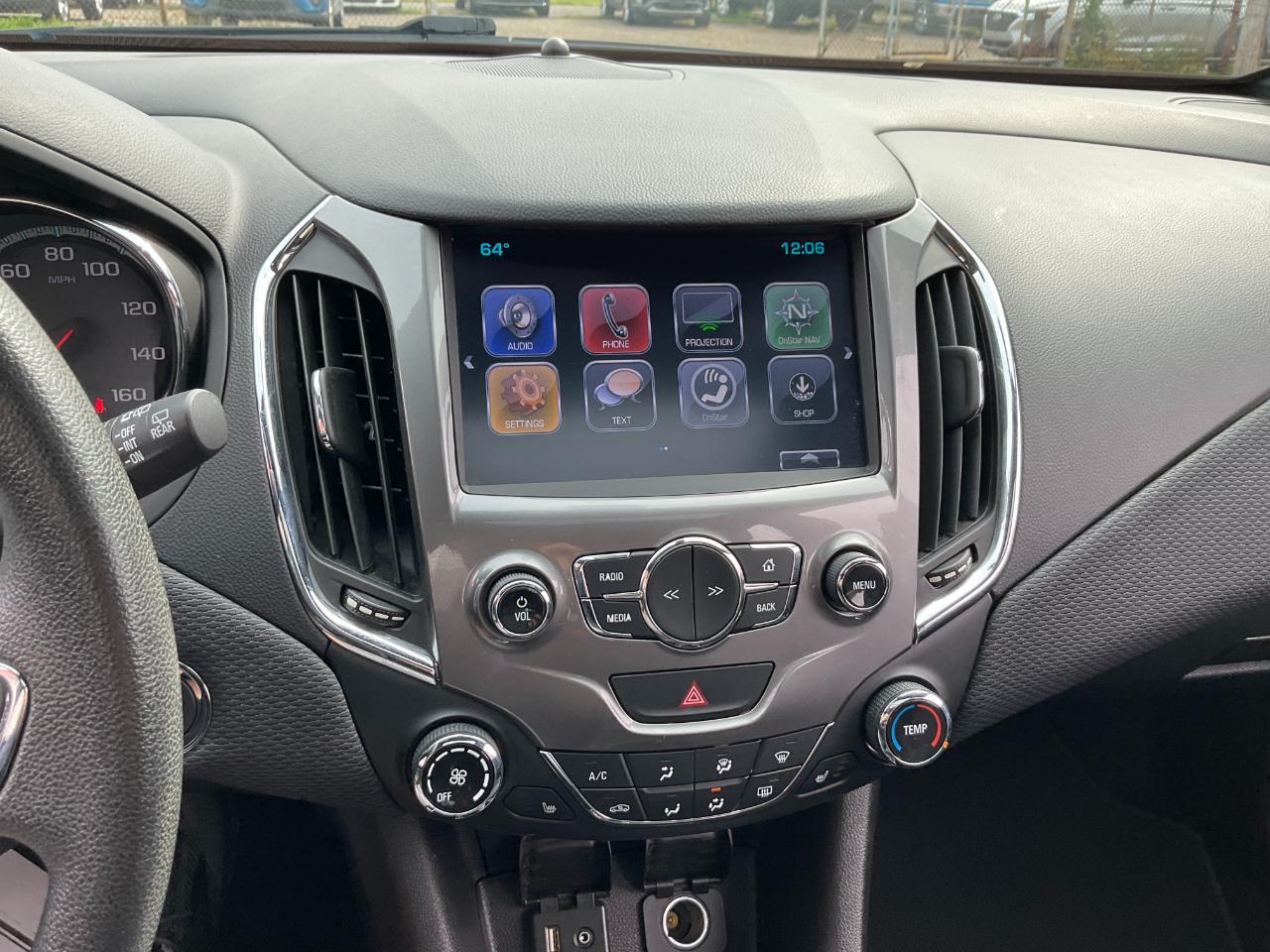 Chevrolet Cruze LT Auto Hatchback 2018