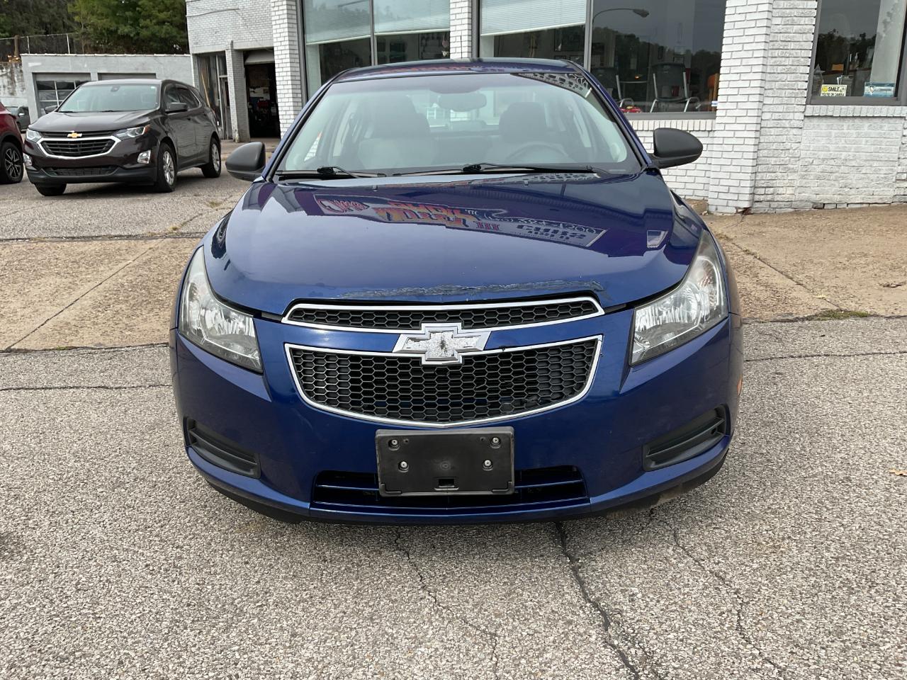 Chevrolet Cruze LS Auto 2013