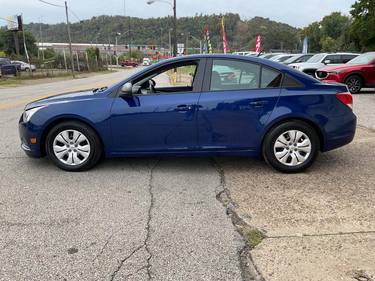 Chevrolet Cruze LS Auto 2013