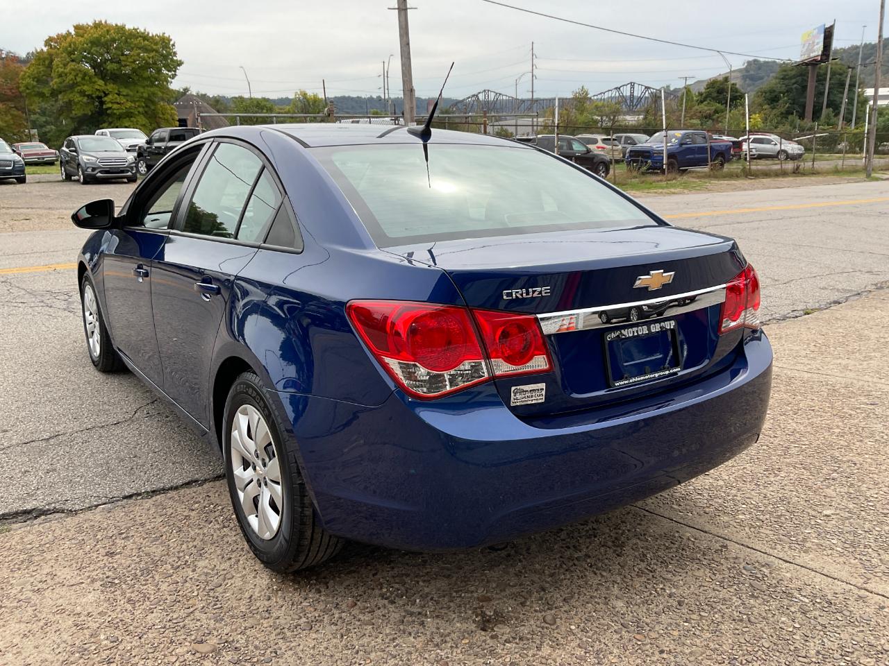Chevrolet Cruze LS Auto 2013