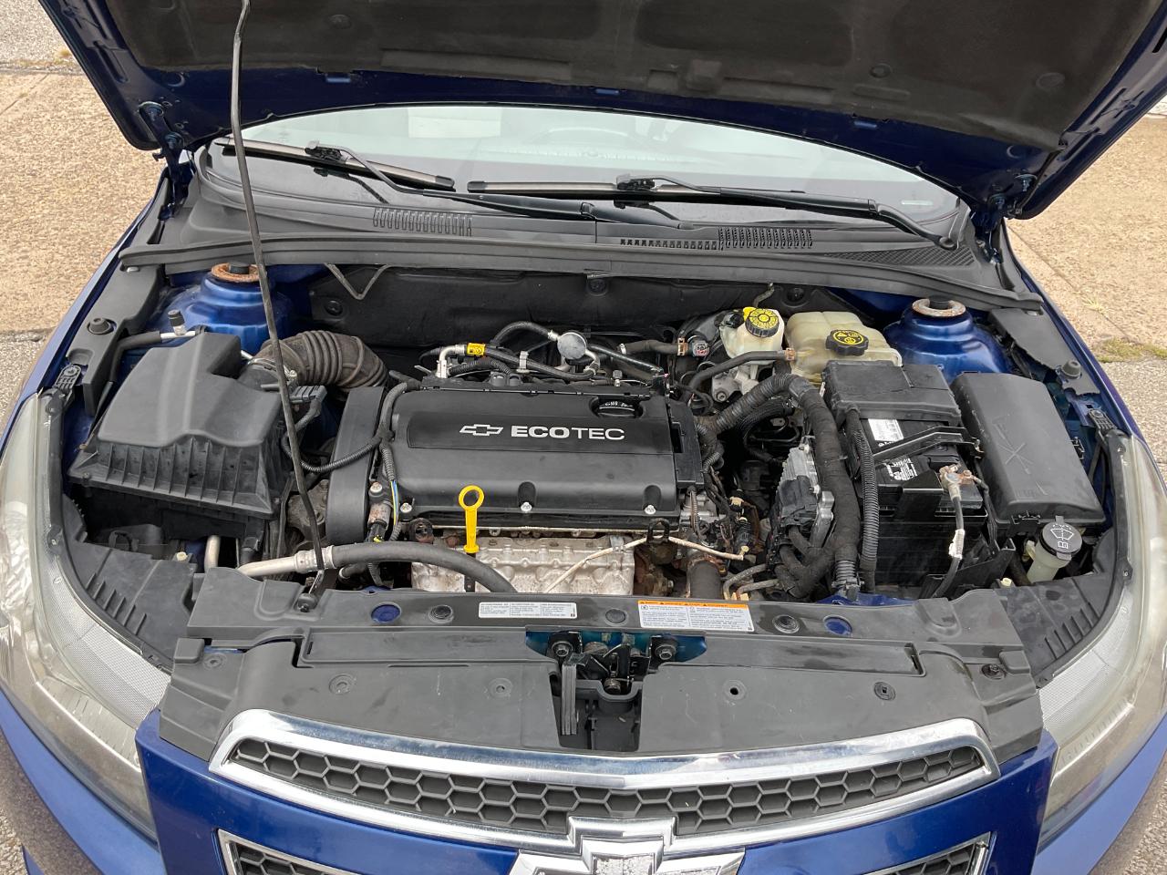 Chevrolet Cruze LS Auto 2013