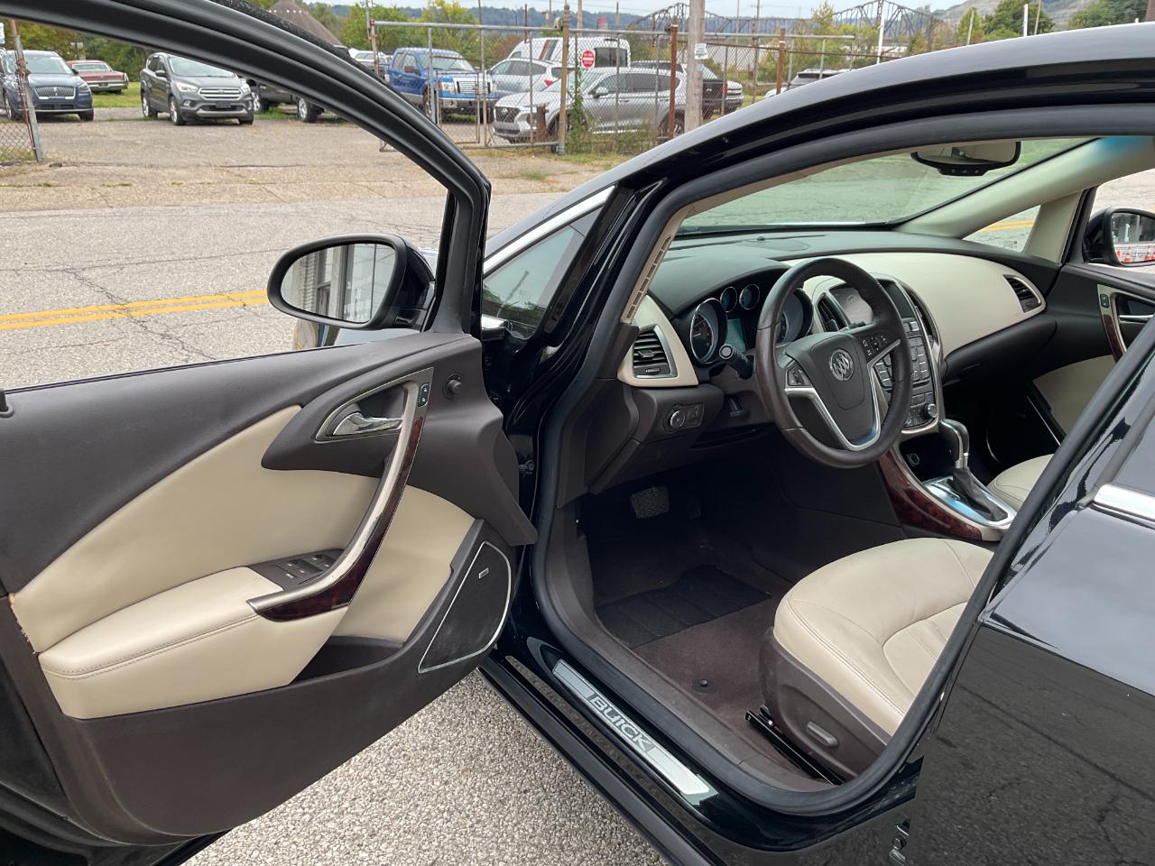 Buick Verano Leather 2012