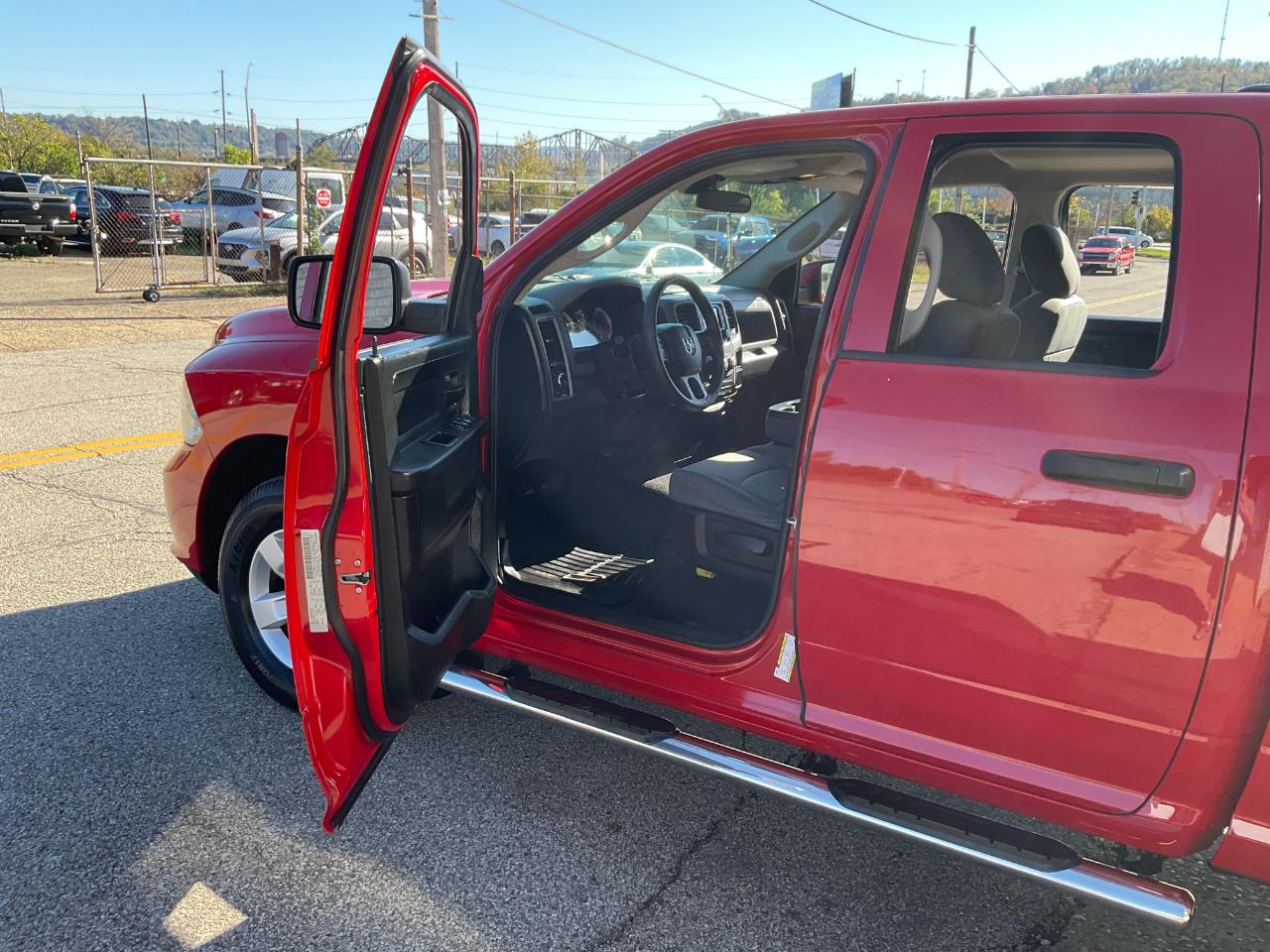 RAM 1500 Classic Tradesman Quad Cab 4WD 2019