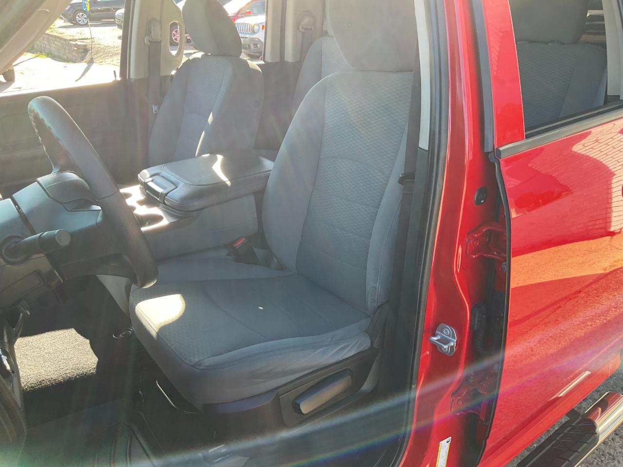 RAM 1500 Classic Tradesman Quad Cab 4WD 2019