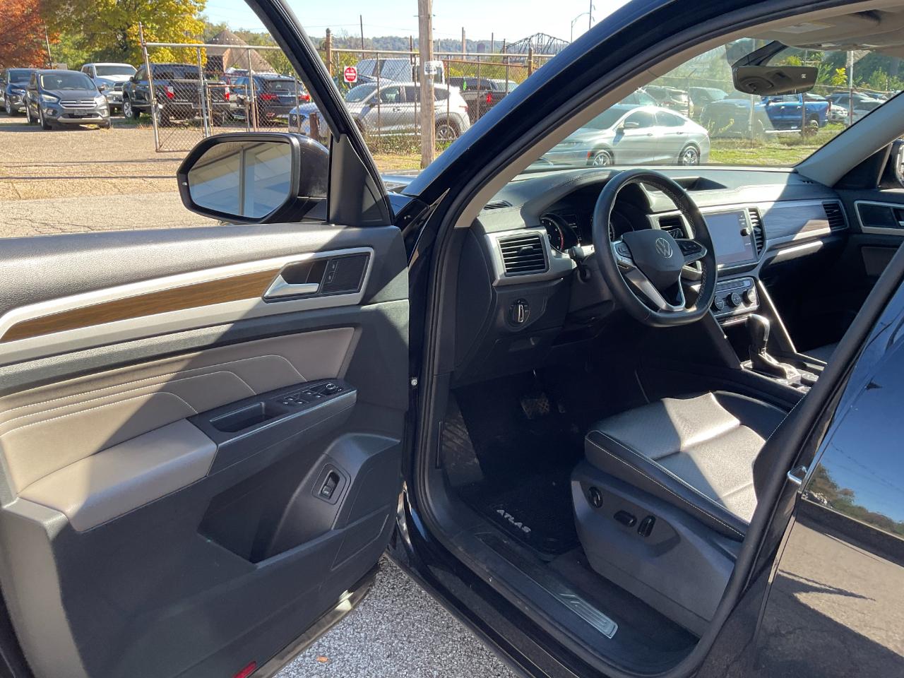 Volkswagen Atlas V6 SE w/Technology 4MOTION 2021
