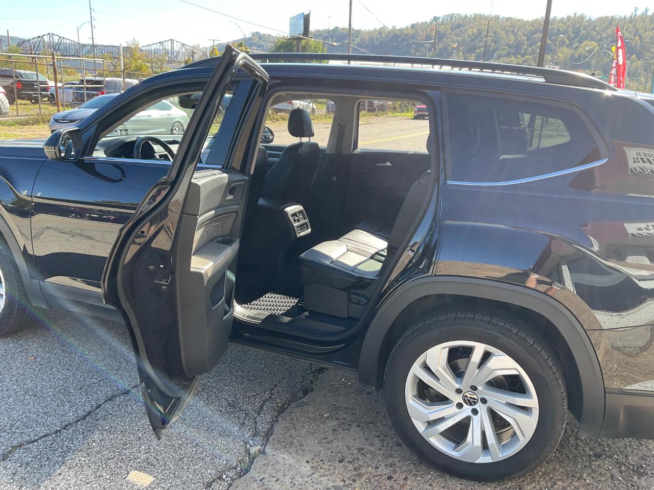 Volkswagen Atlas V6 SE w/Technology 4MOTION 2021