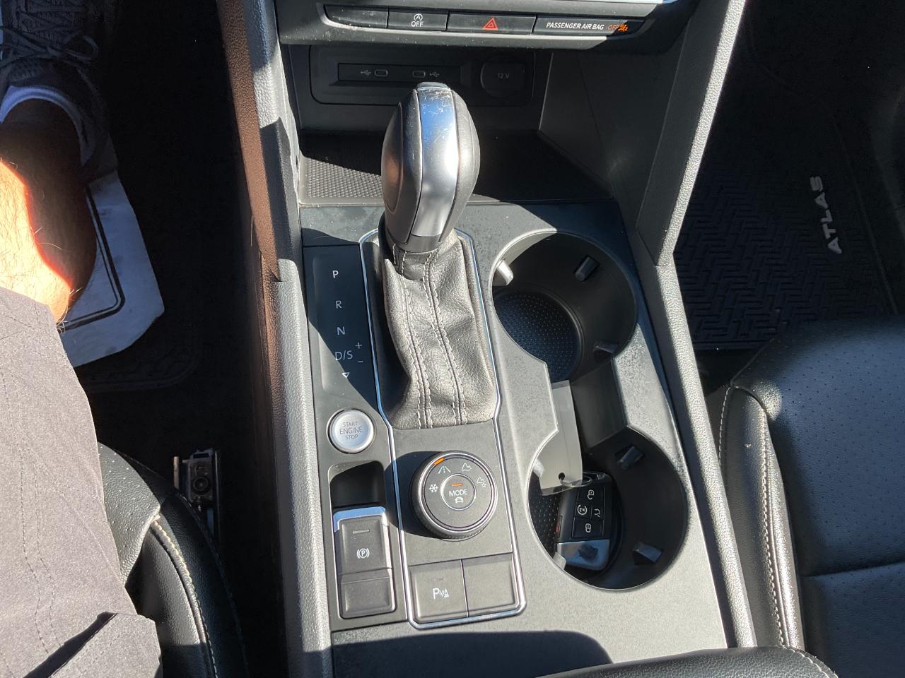 Volkswagen Atlas V6 SE w/Technology 4MOTION 2021
