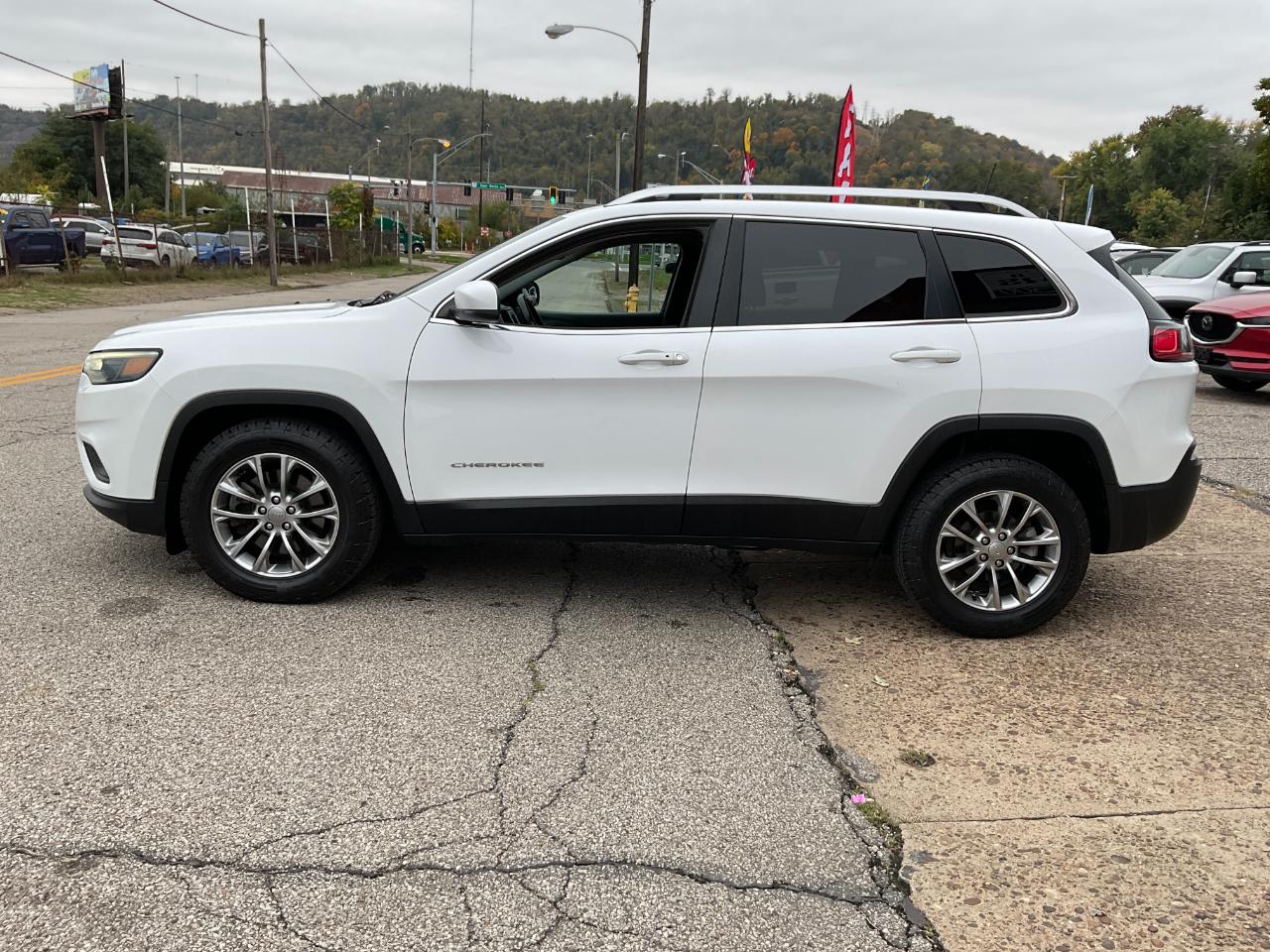 Jeep Cherokee Latitude Plus FWD 2019