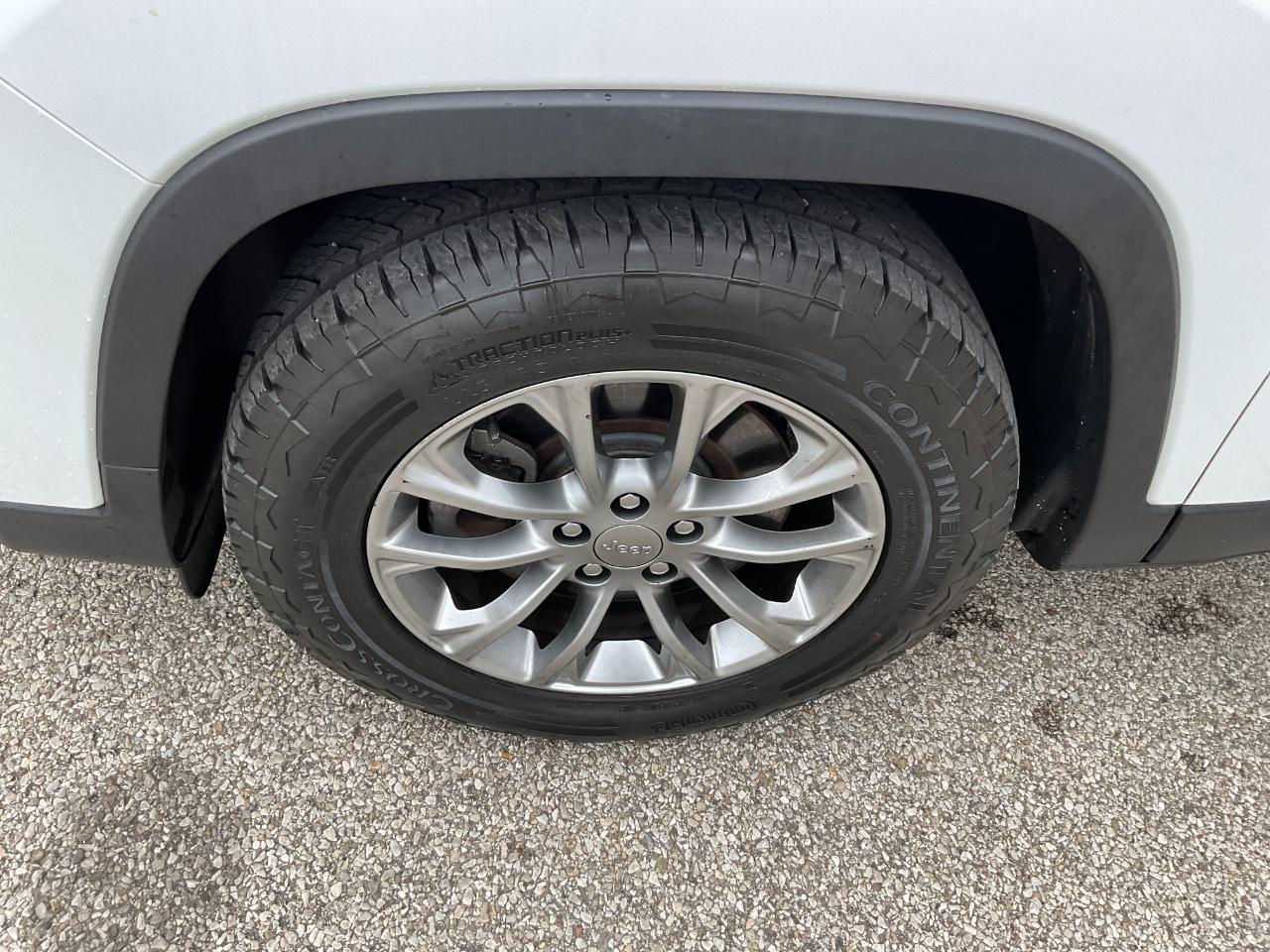 Jeep Cherokee Latitude Plus FWD 2019