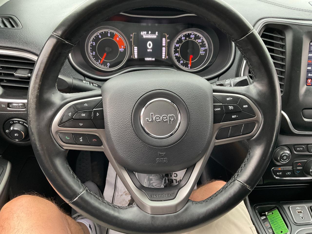 Jeep Cherokee Latitude Plus FWD 2019