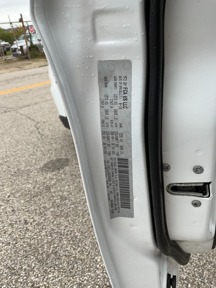 Jeep Cherokee Latitude Plus FWD 2019