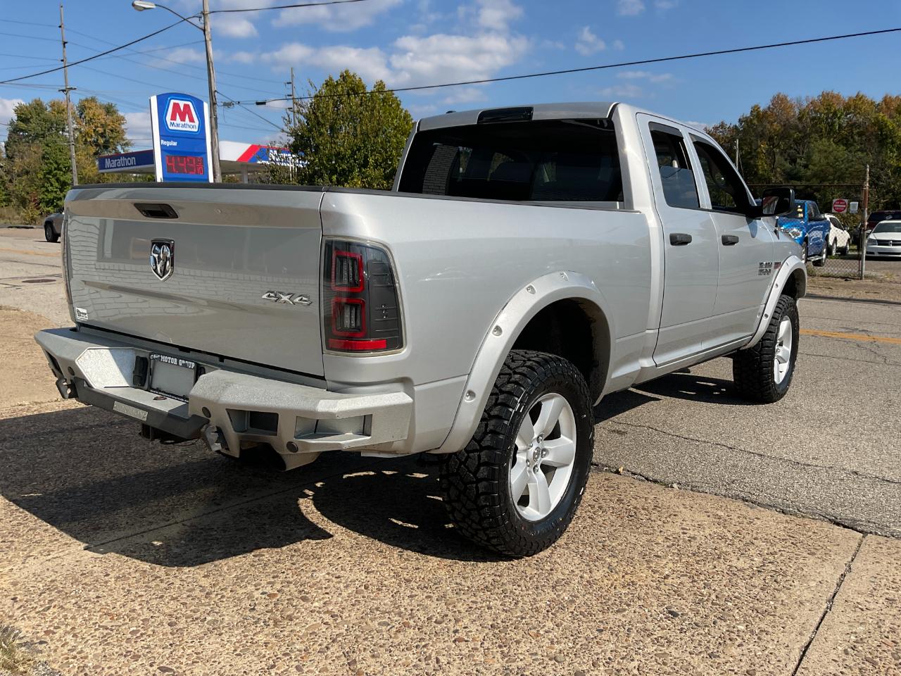 RAM 1500 Tradesman Quad Cab 4WD 2015