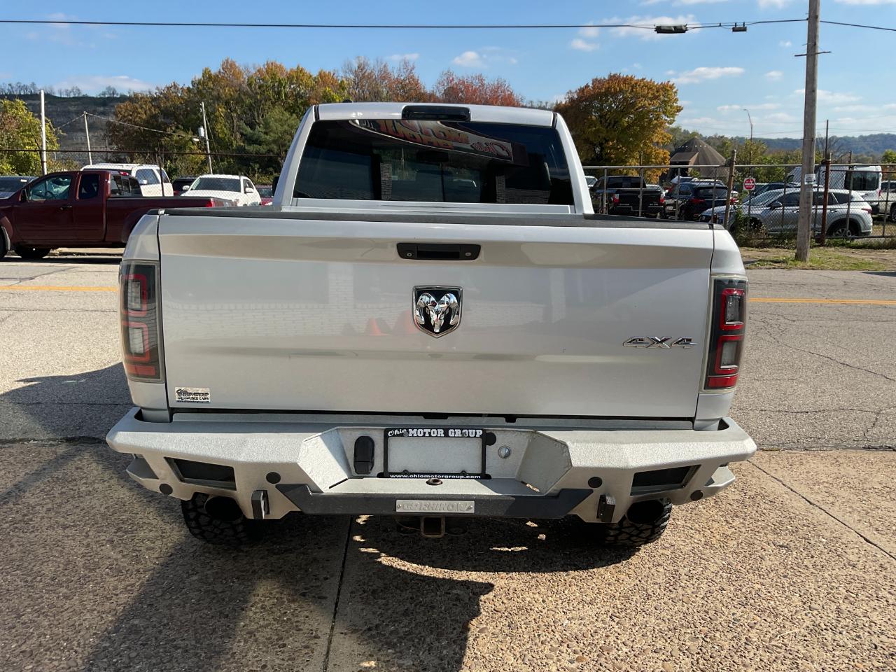 RAM 1500 Tradesman Quad Cab 4WD 2015