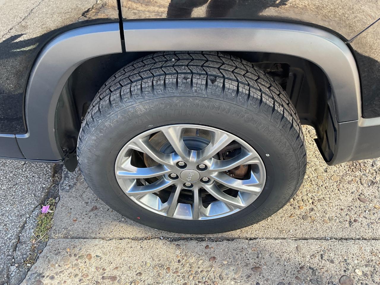 Jeep Cherokee Latitude Plus 4WD 2019