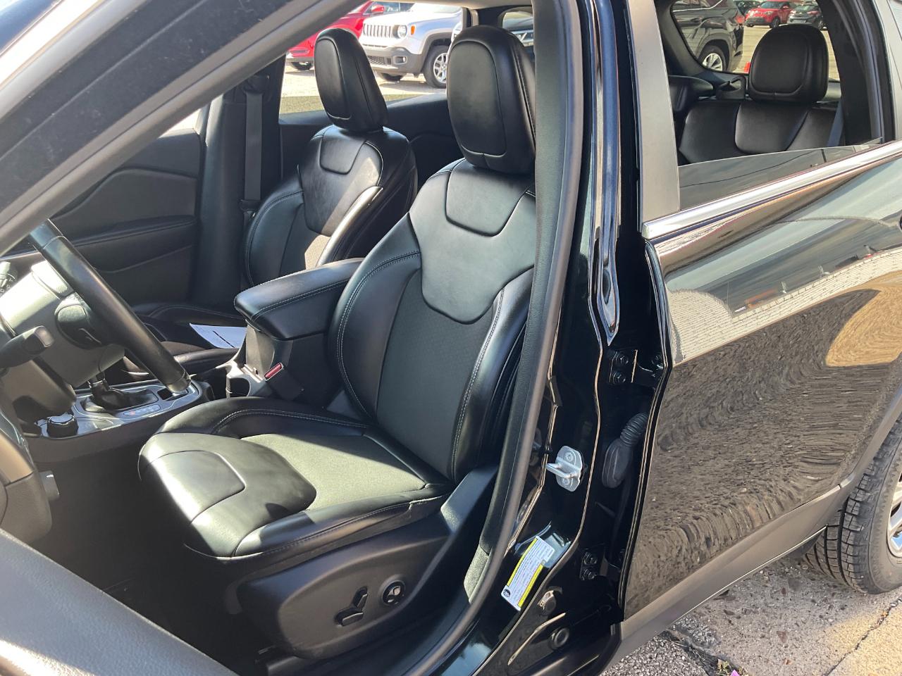 Jeep Cherokee Latitude Plus 4WD 2019