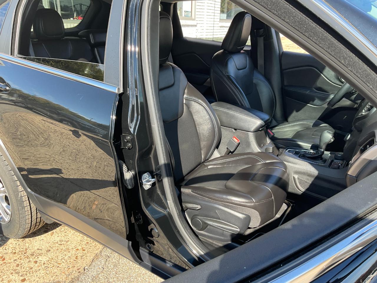 Jeep Cherokee Latitude Plus 4WD 2019