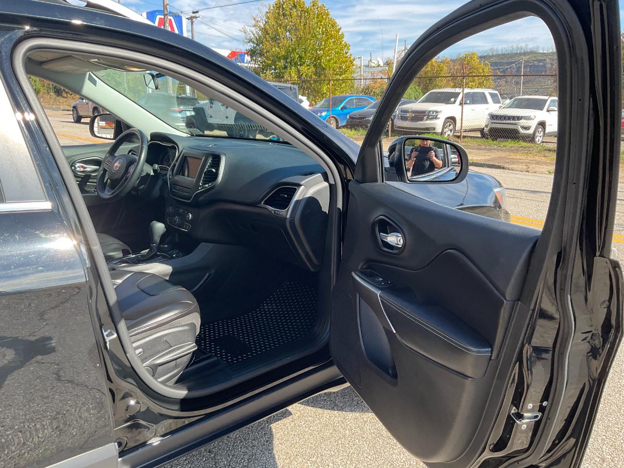 Jeep Cherokee Latitude Plus 4WD 2019