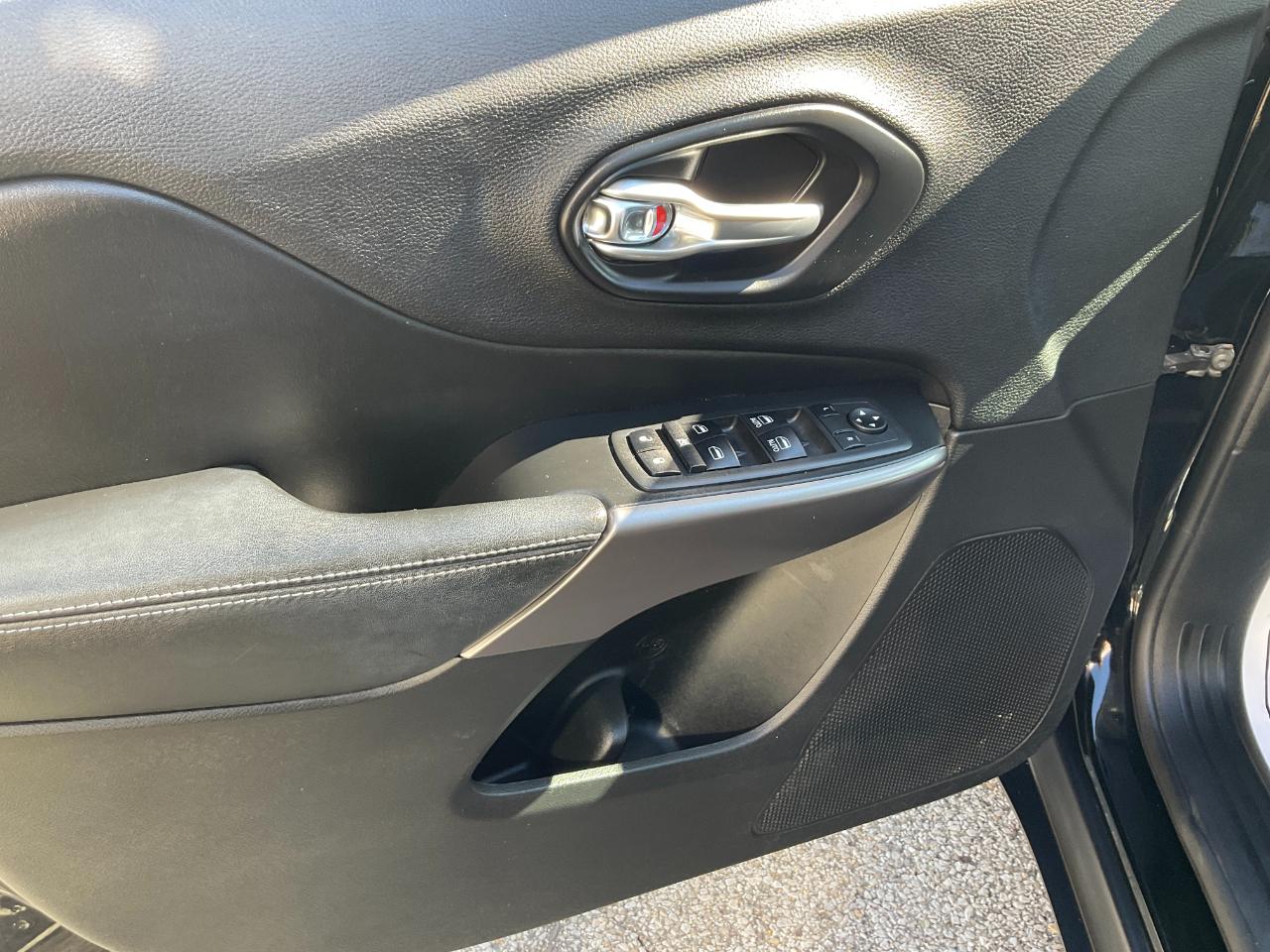 Jeep Cherokee Latitude Plus 4WD 2019