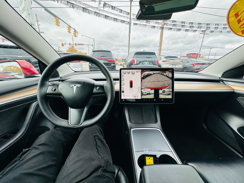 Tesla Model 3 Standard Range Plus 2022