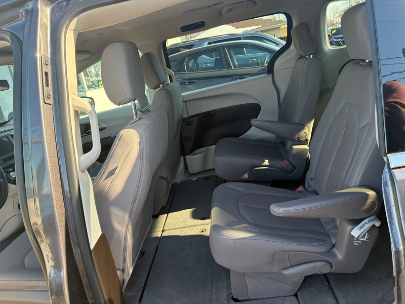 Chrysler Voyager LX 2021