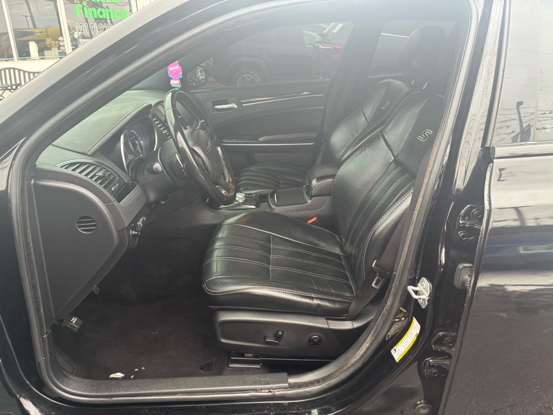 Chrysler 300 S V6 RWD 2021