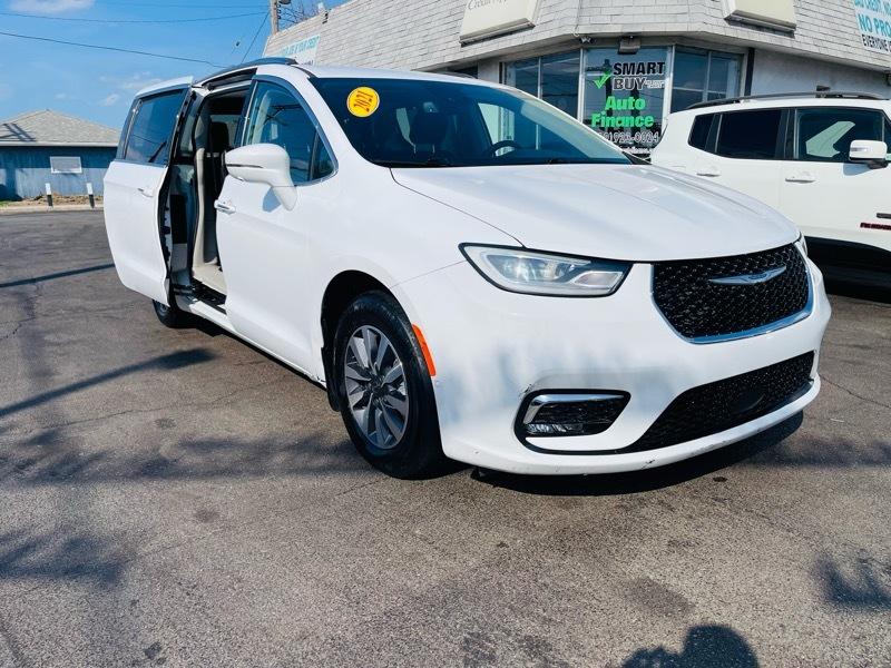 2021 Chrysler Pacifica Hybrid Touring L