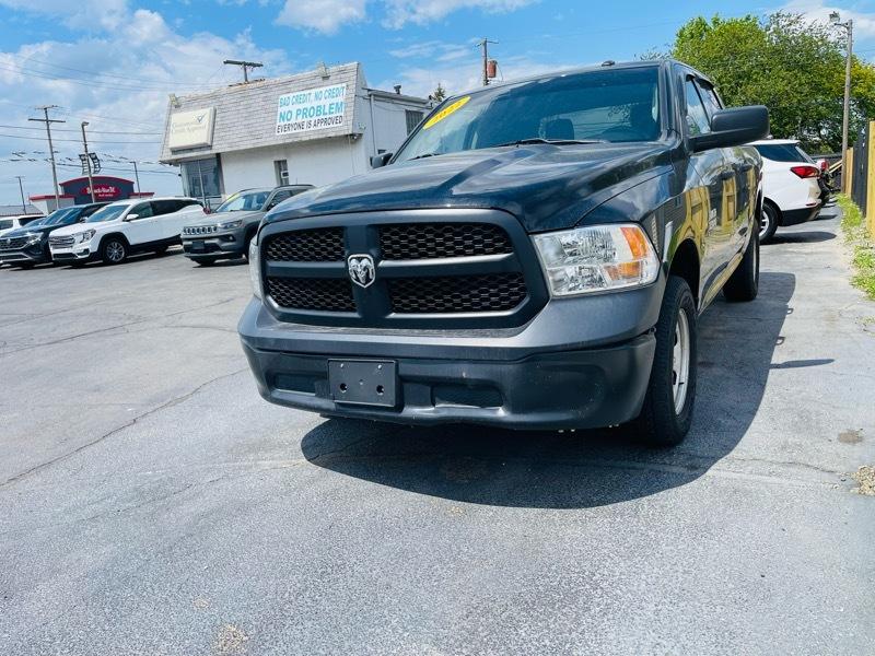 RAM 1500 Classic Tradesman Crew Cab SWB 4WD 2022