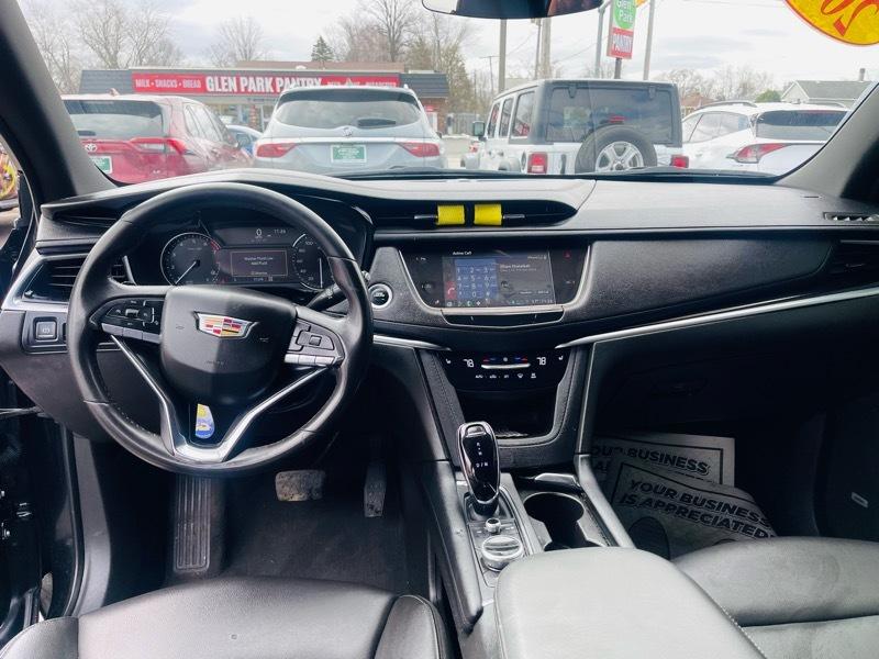 Cadillac XT6 Luxury AWD 2024