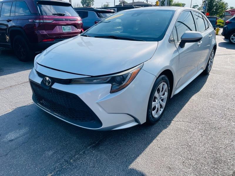 Toyota Corolla LE Hybrid 2022