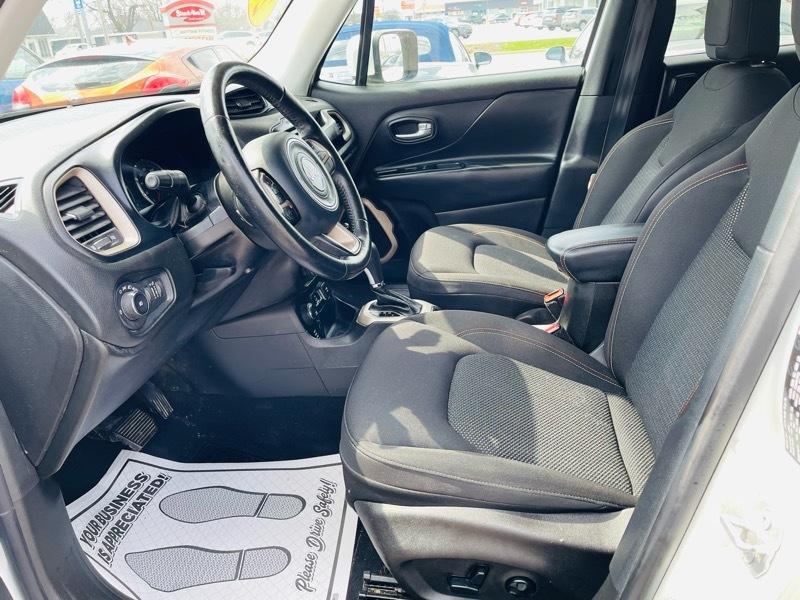 Jeep Renegade Latitude 4WD 2016