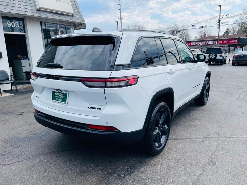 Jeep Grand Cherokee Limited 4WD 2023