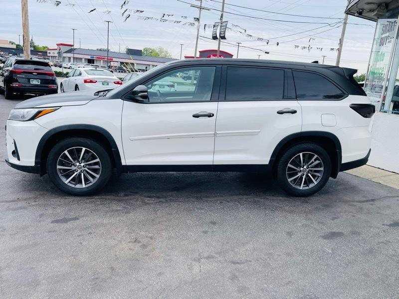 Toyota Highlander SE AWD V6 2019