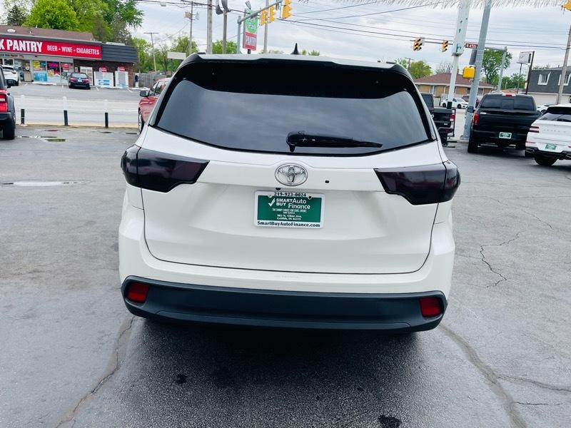 Toyota Highlander SE AWD V6 2019