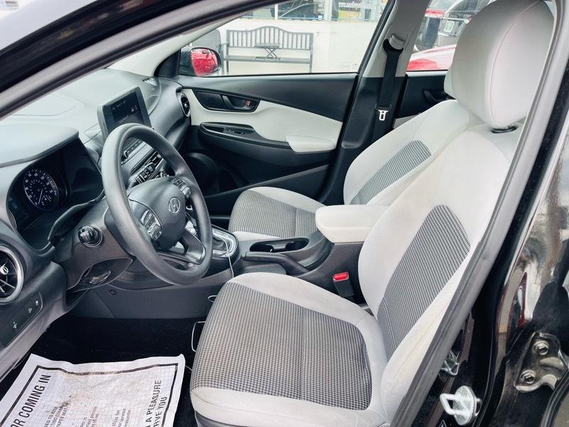 Hyundai Kona SE 2022