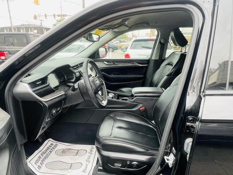 Jeep Grand Cherokee  2023