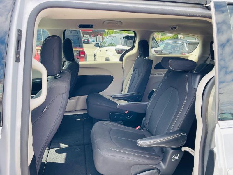 Chrysler Voyager LX 2023