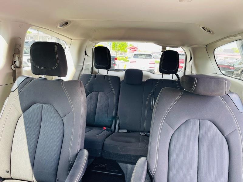 Chrysler Voyager LX 2023