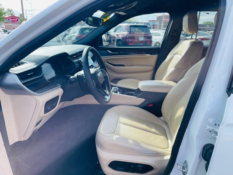 Jeep Grand Cherokee L Limited 4WD 2023