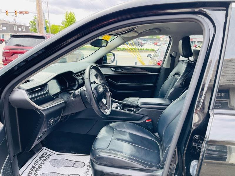 Jeep Grand Cherokee L Limited 4WD 2023