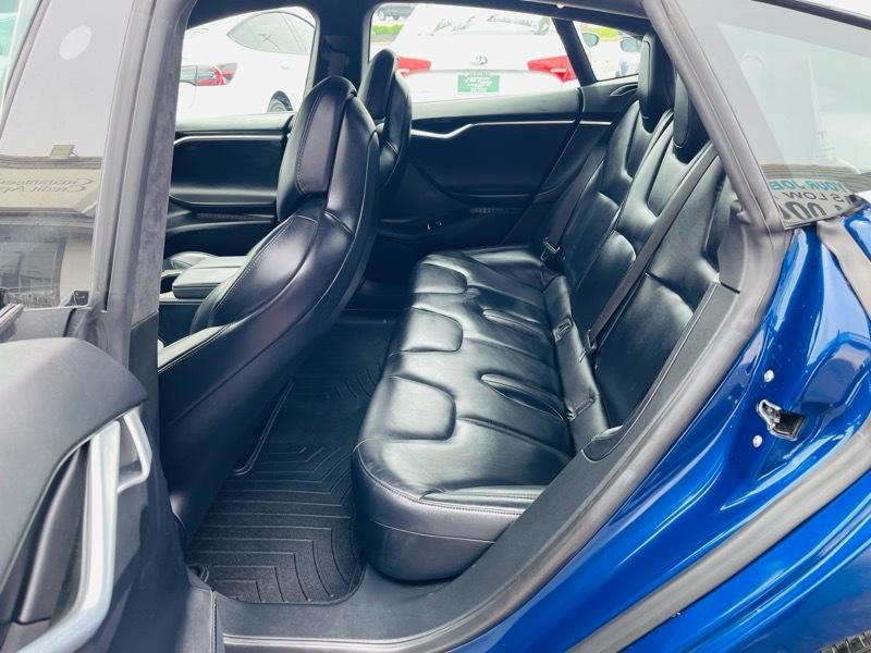 Tesla Model S 90D 2017