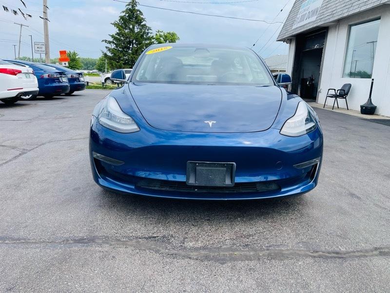 Tesla Model 3  2018