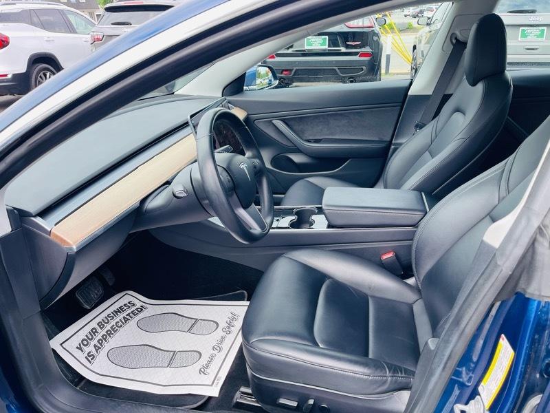 Tesla Model 3  2018