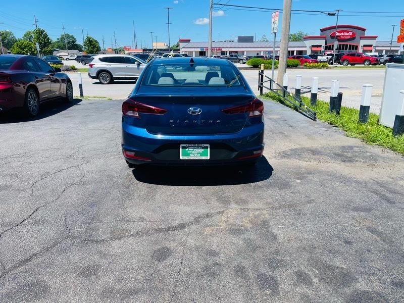 Hyundai Elantra Limited 2020